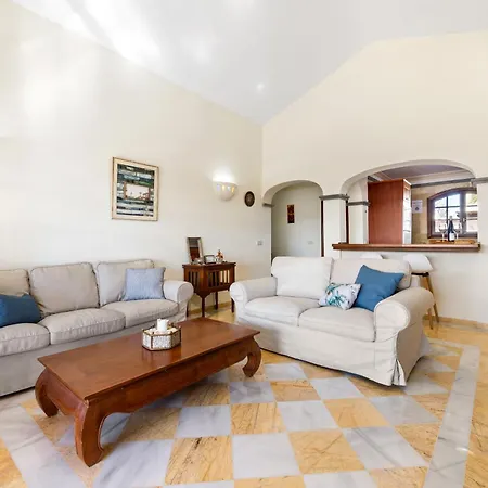 Villa Helen *